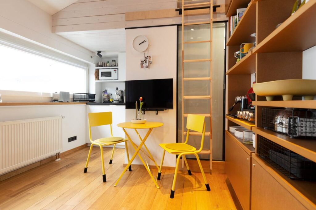 Ferienwohnung-zons22-tiny-loft-01-dormagen-zons-Wohnzimmern