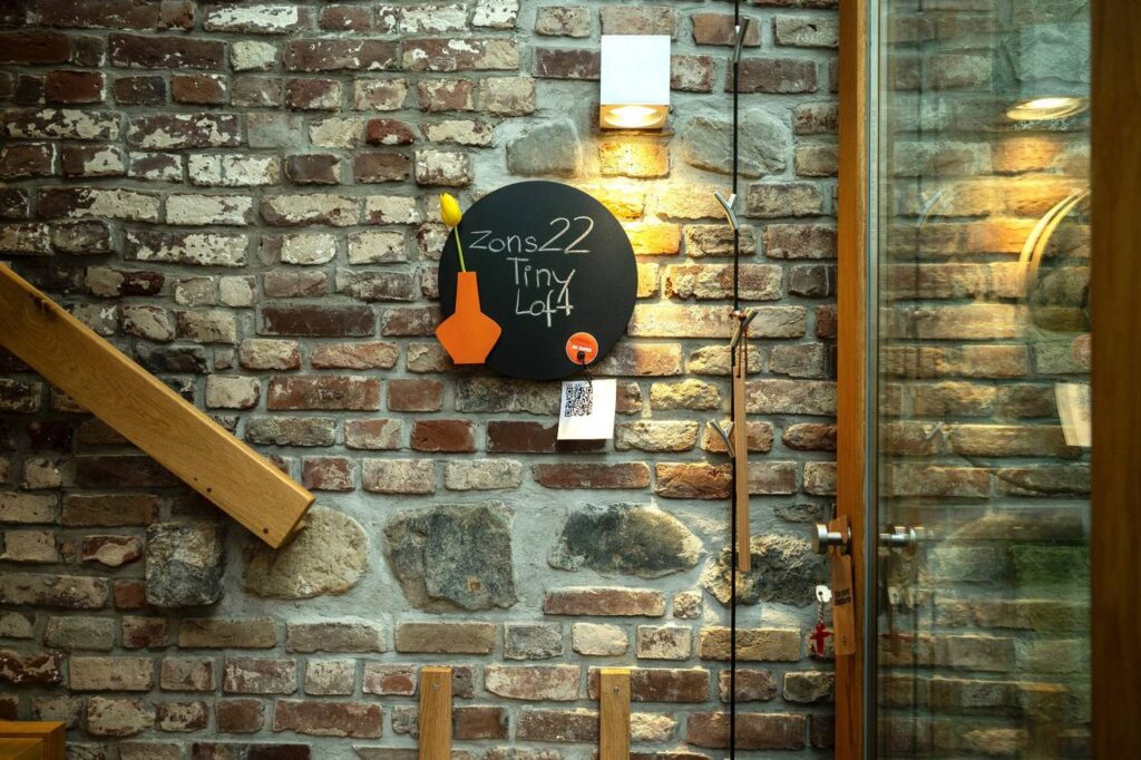 Ferienwohnung-zons22-tiny-loft-06-dormagen-zons-denkmal