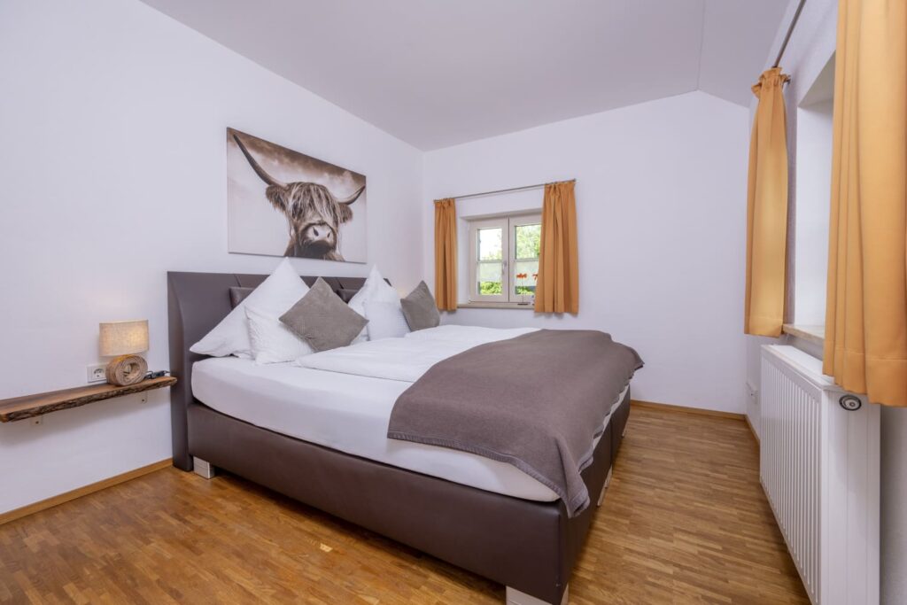 fewo-allgaeublick-memmingen-05-schlafzimmer