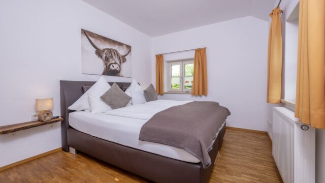 fewo-allgaeublick-memmingen-05-schlafzimmer