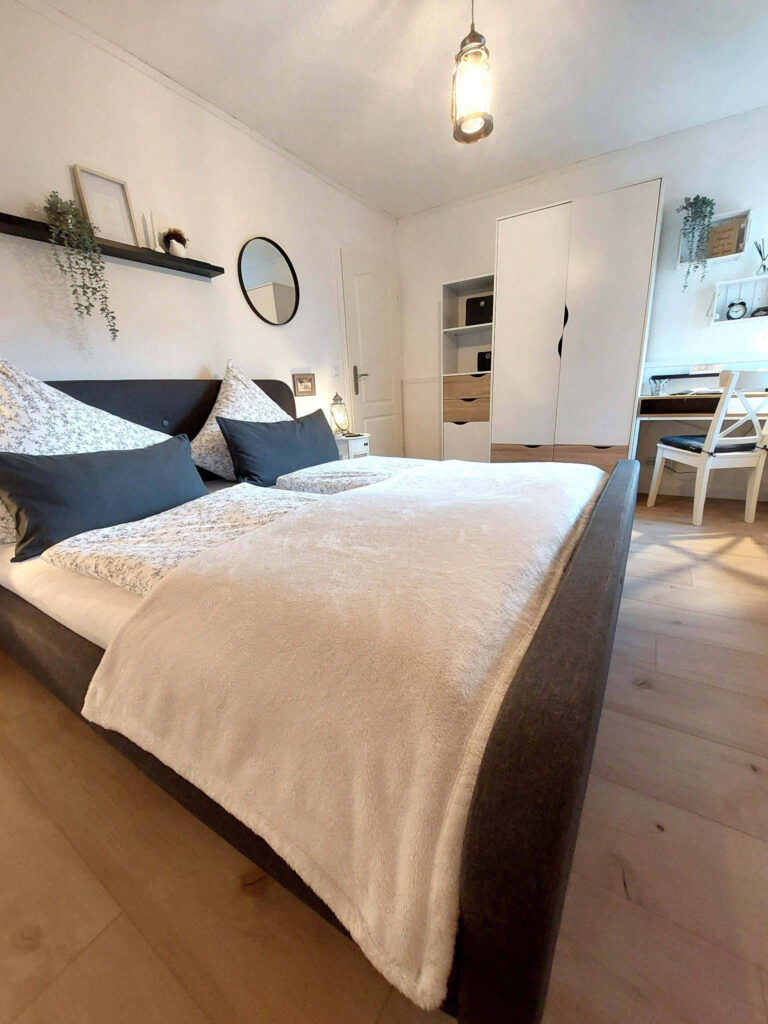 04_Schlafzimmer