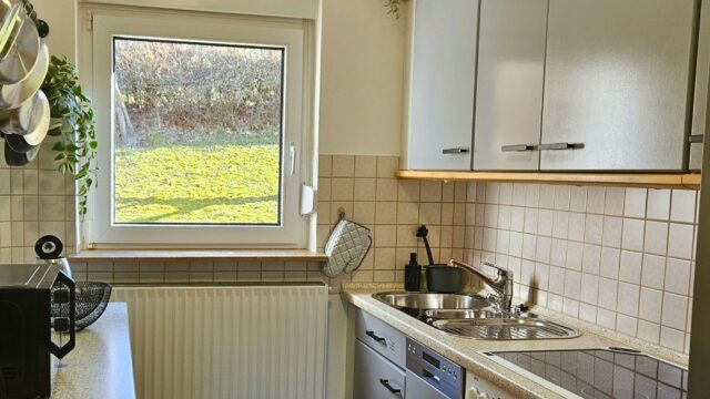 bostalsee-ferienwohnung-schwarzhof-hanfdell-kueche-uebersicht